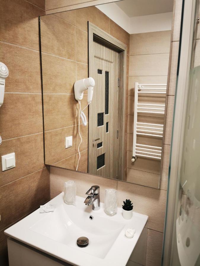 Doftana Apartaments Teşila Kültér fotó