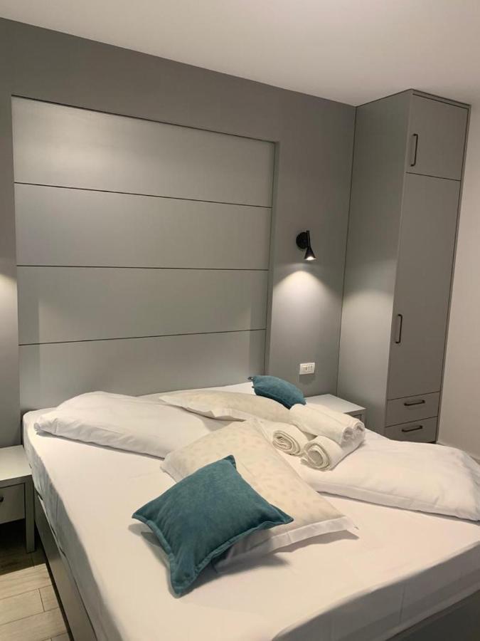 Doftana Apartaments Teşila Kültér fotó